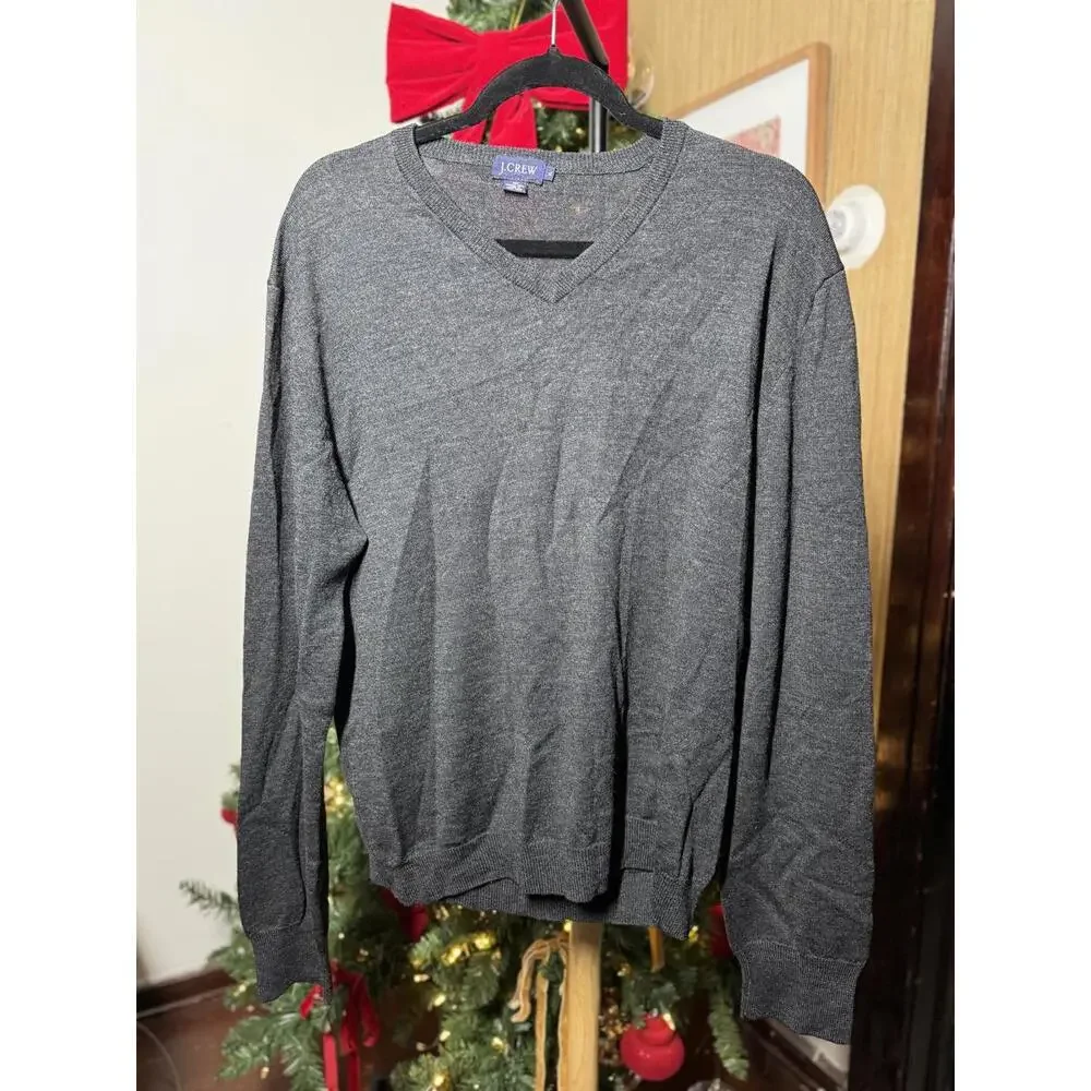 J.Crew Men's Gray V-Neck Sweater